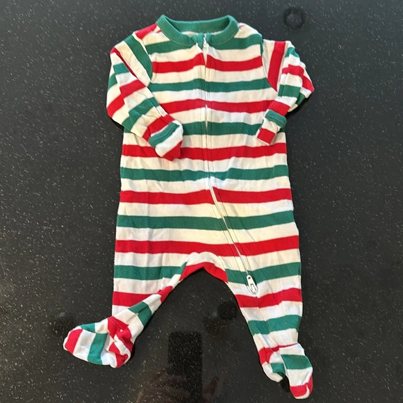 BABY CHRISTMAS PAJAMA 0-3 month Old Navy and Gap Bundle - Picture 8 of 11